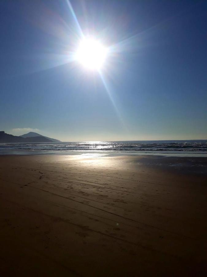 Vila De Sol บอมบินญัส ภายนอก รูปภาพ